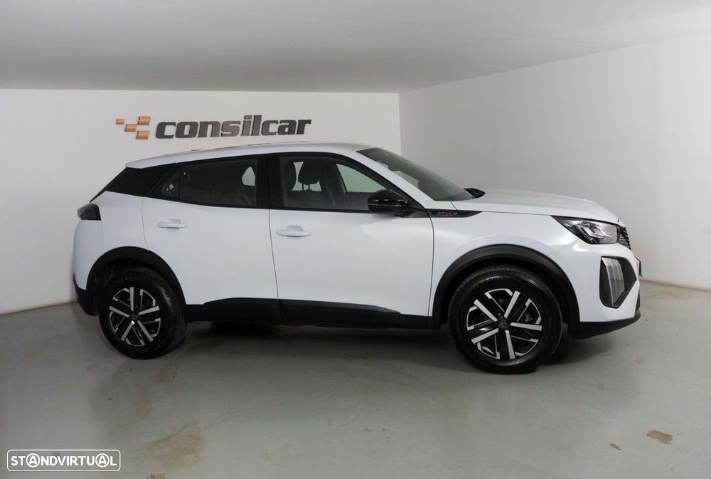 Peugeot 2008 1.2 Style - 9
