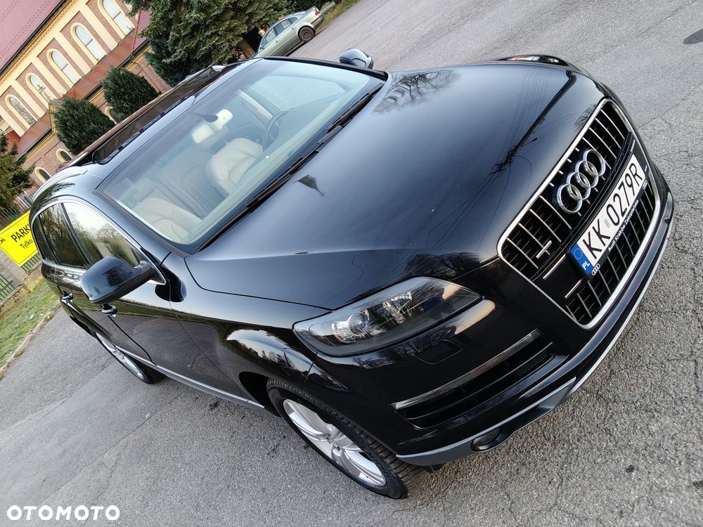 Audi Q7 - 9