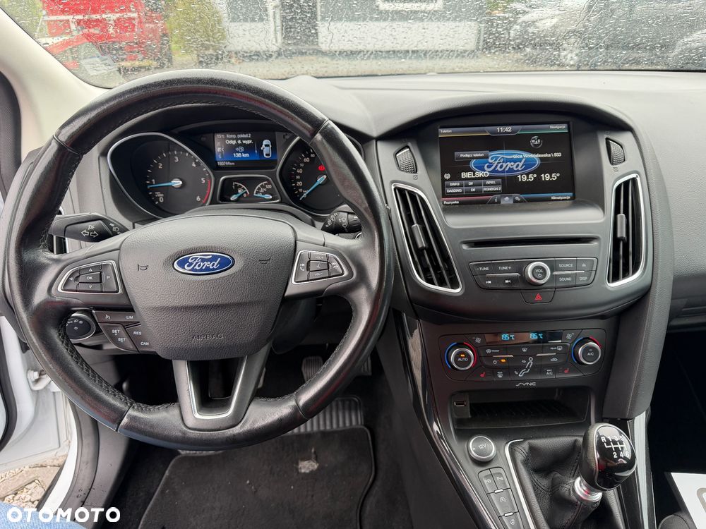 Ford Focus 2.0 TDCi Titanium ASS - 27
