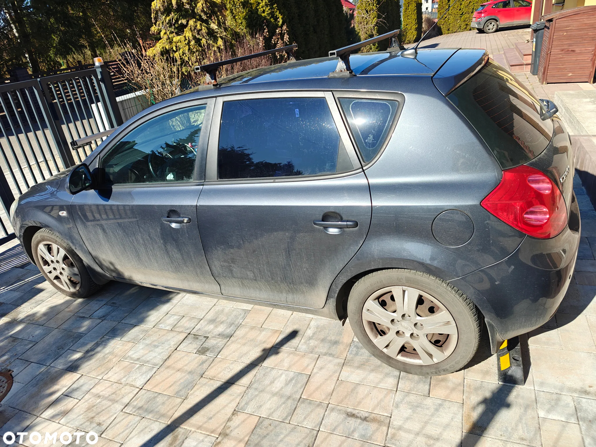 Kia Ceed - 4