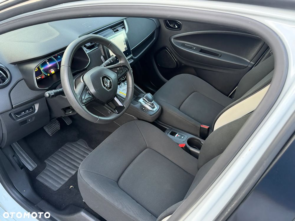 Renault Zoe - 15