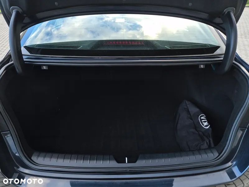 Kia Optima 1.7 CRDI M - 10
