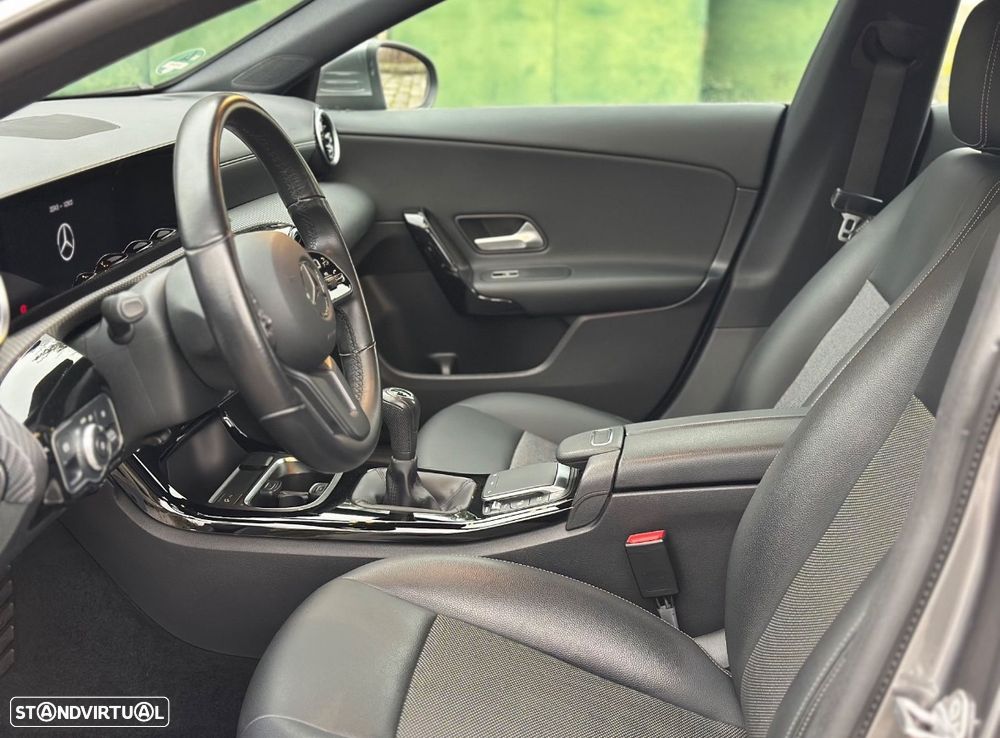 Mercedes-Benz CLA 180 d Shooting Brake - 28