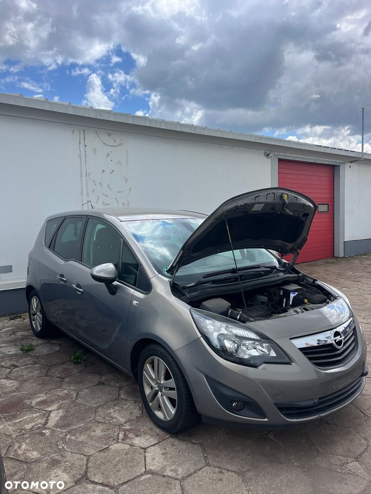 Opel Meriva 1.4 T Enjoy - 11