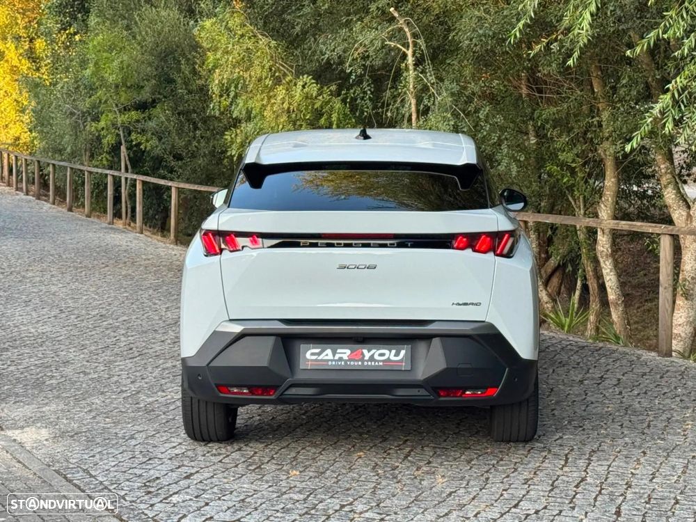 Peugeot 3008 1.2 Hybrid Allure e-DCS6 — fotografia 12