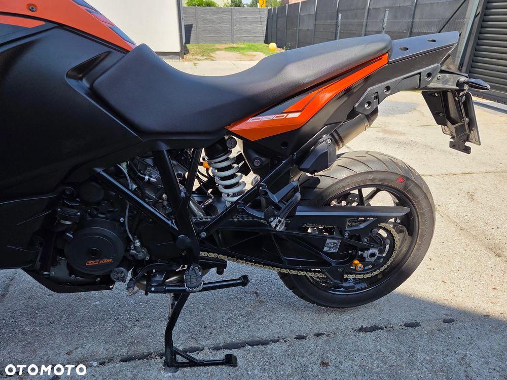 KTM Adventure - 8