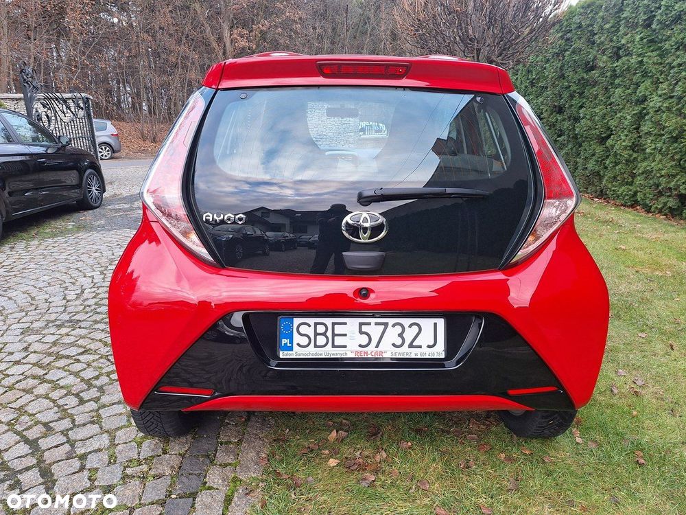 Toyota Aygo x-play touch - 33