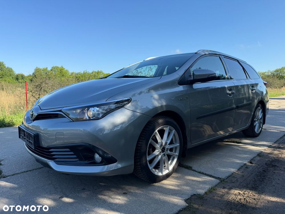 Toyota Auris 1.8 HSD Luna - 13