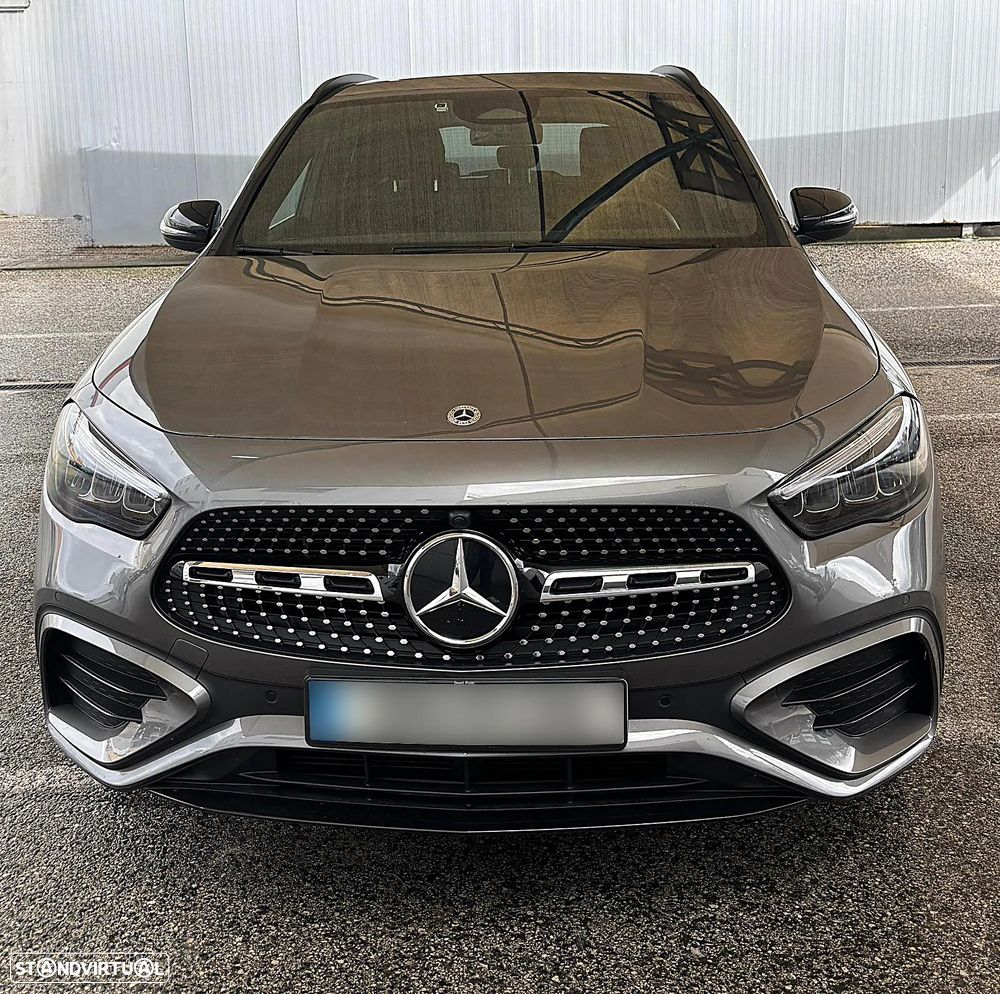 Mercedes-Benz GLA 250 e AMG Line - 2