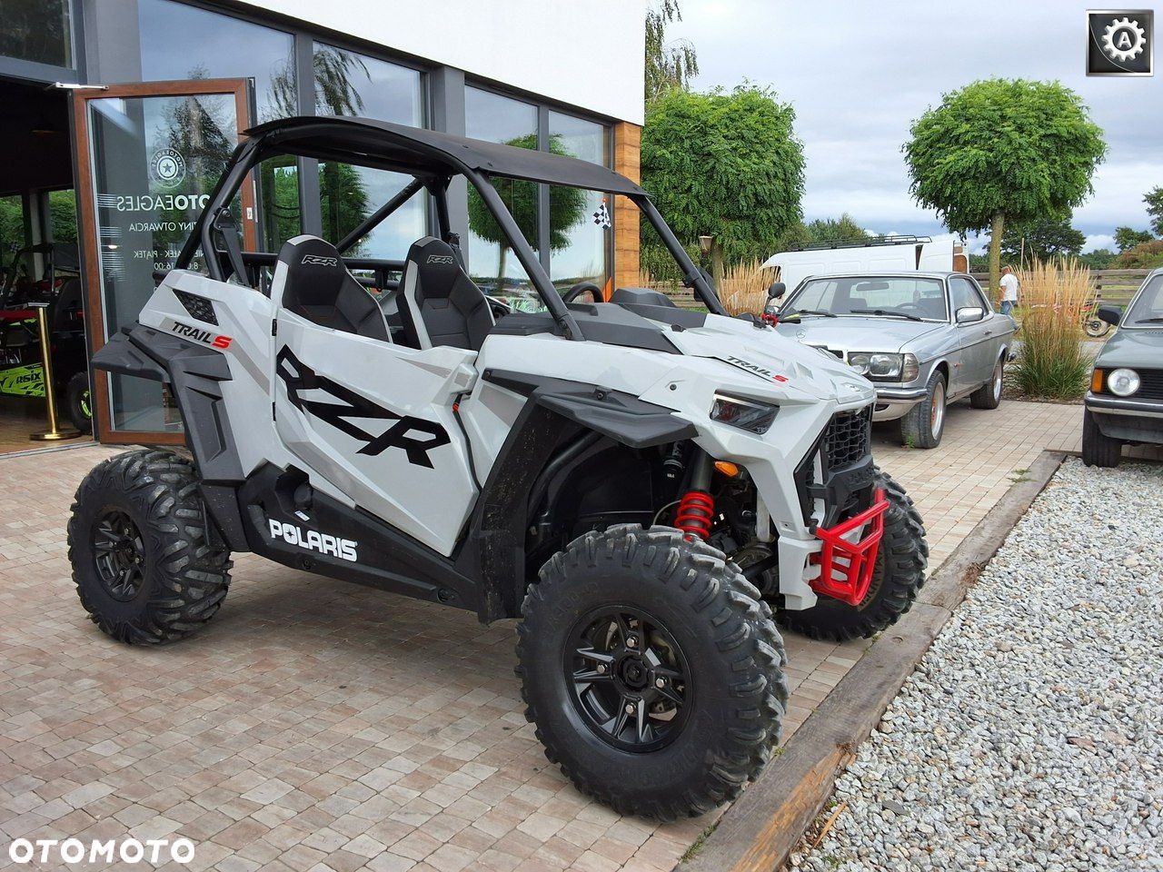 Polaris RZR