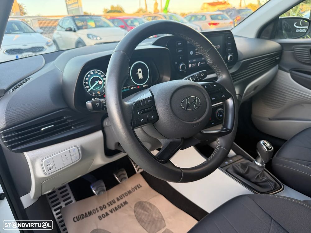 Hyundai Bayon 1.0 T-GDI 48V-Hybrid Intro - 16