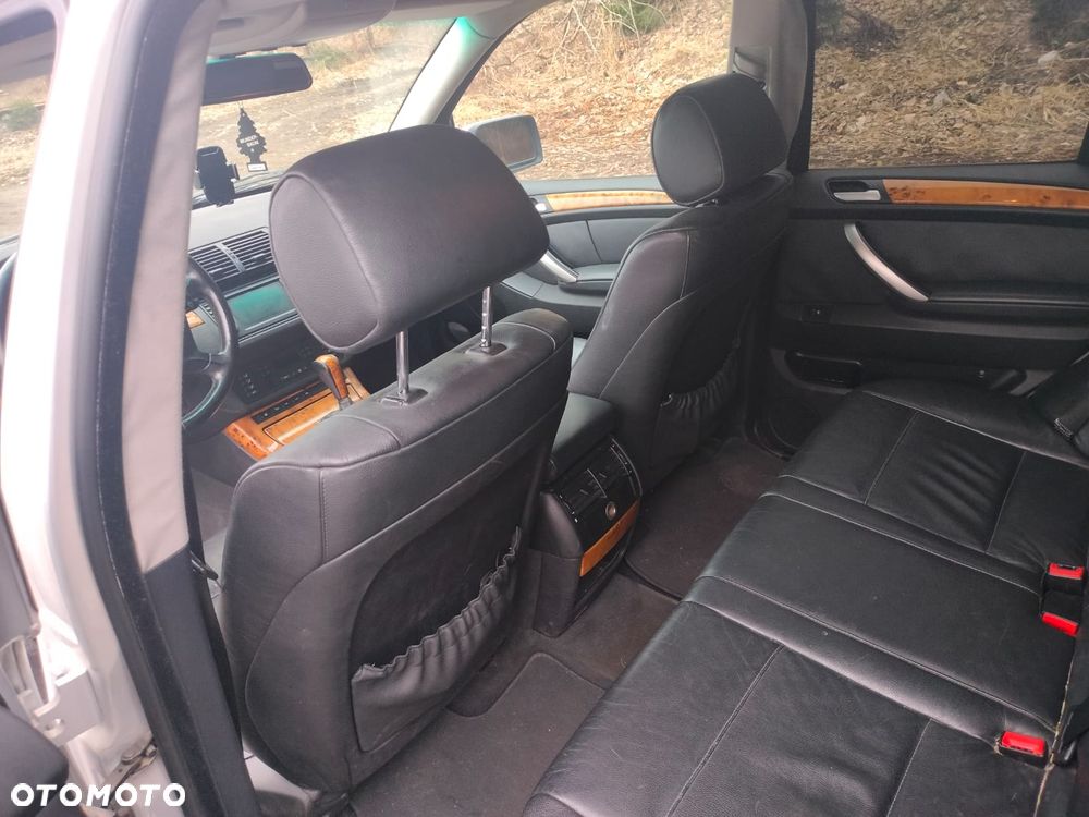BMW X5 3.0 i - 11