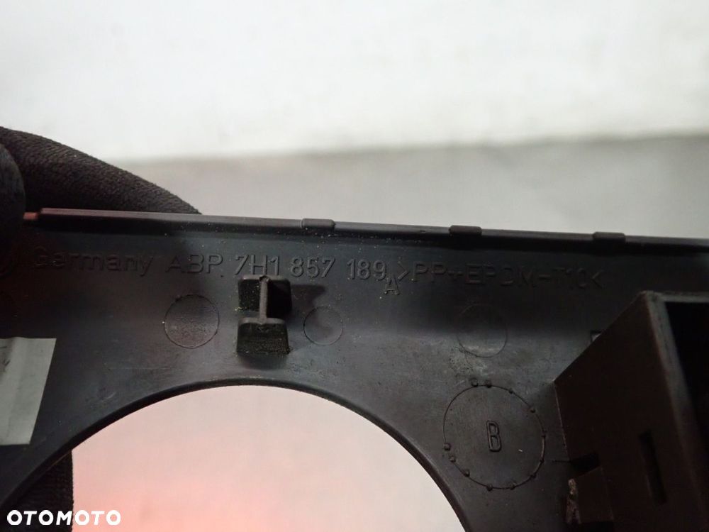 PRZEŁĄCZNIK REGULACJI ŚWIATEŁ VOLKSWAGEN T5 - 5