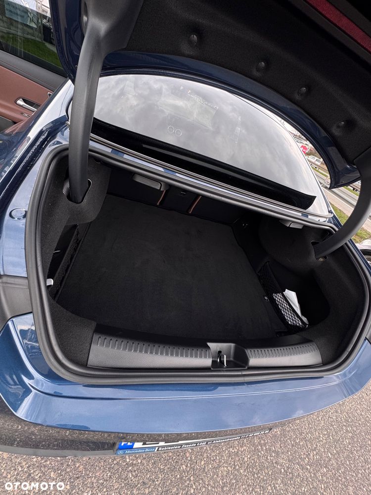 Mercedes-Benz CLA 220 4-Matic 7G-DCT - 8