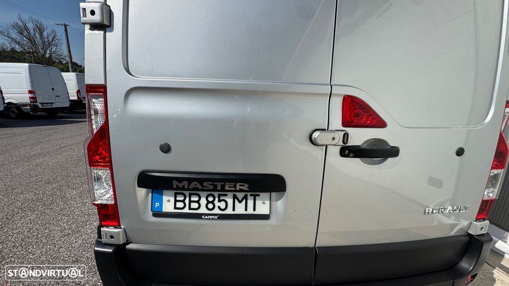 Renault Master 2.3 dCi L2 H2 Cx Automática - 8