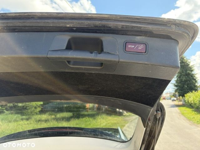 Mercedes-Benz Klasa E 220 d 9G-TRONIC - 6