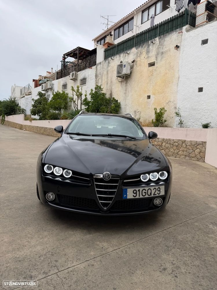 Alfa Romeo 159 Sportwagon 1.9 JTDm 16V Elegante - 1