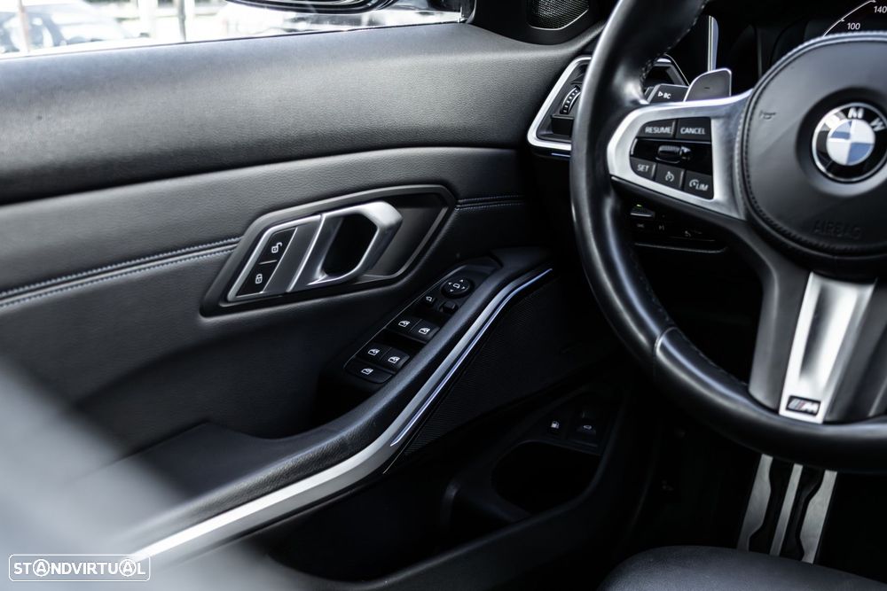 BMW 330 e Pack M Auto - 24