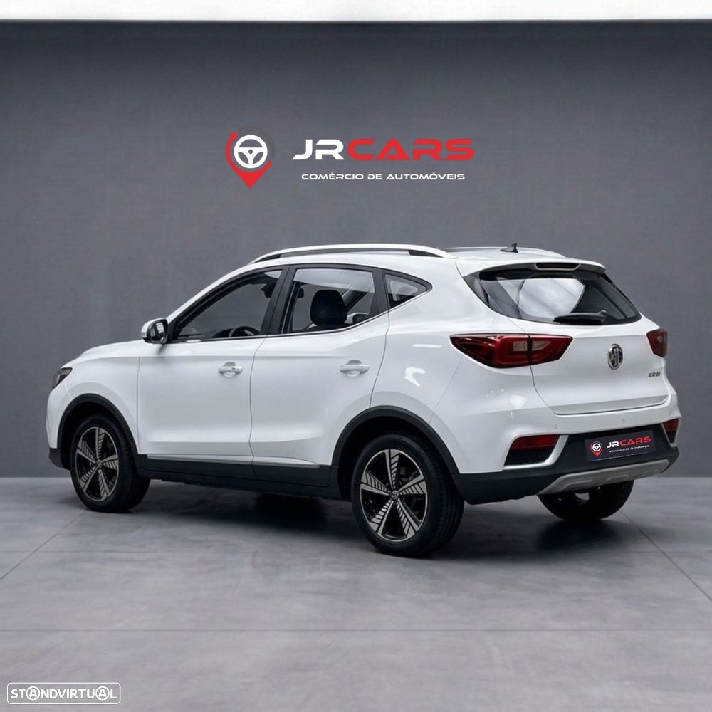 MG ZS Luxury - 3