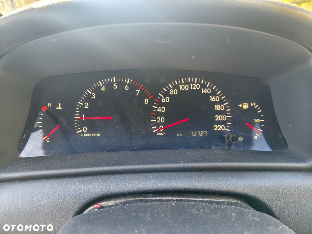 Toyota Corolla - 2