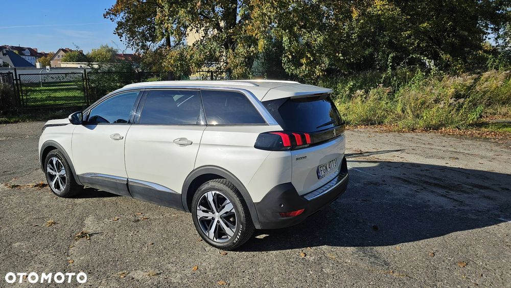 Peugeot 5008 1.6 PureTech Allure S&S EAT8 - 16