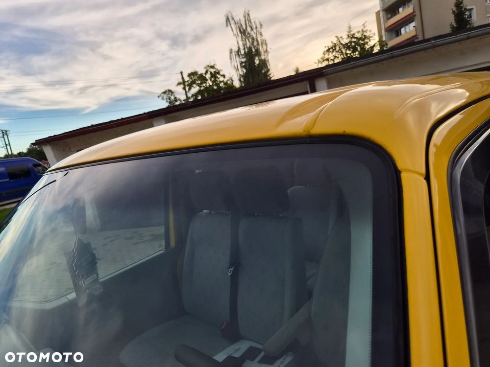 Volkswagen Transporter T4 2.5TDI MIXT 6-Cio Osobowy - 24