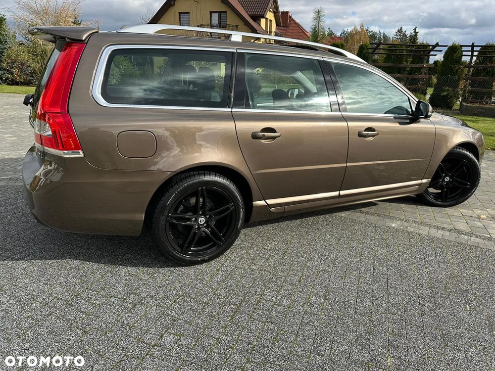 Volvo V70 D4 Drive-E Summum - 1