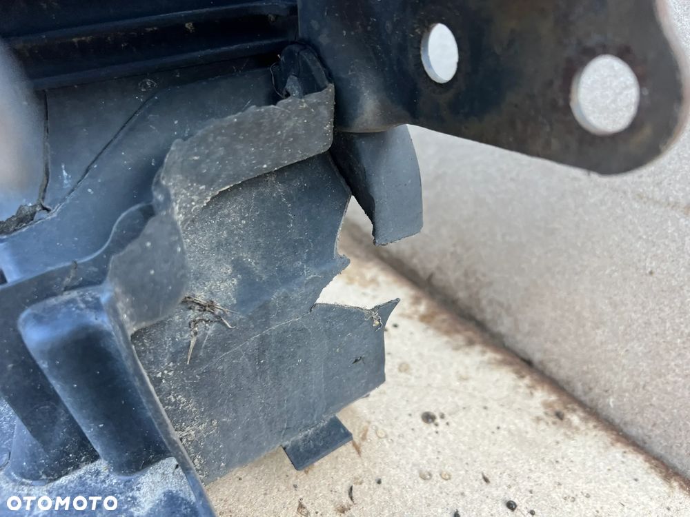 WZMOCNIENIE CZOŁOWE PAS VW GOLF 5 V PLUS 1.4 1.6 - 8