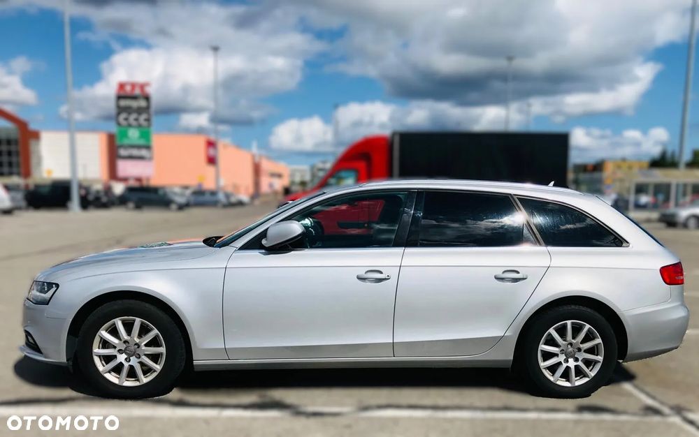 Audi A4 - 4