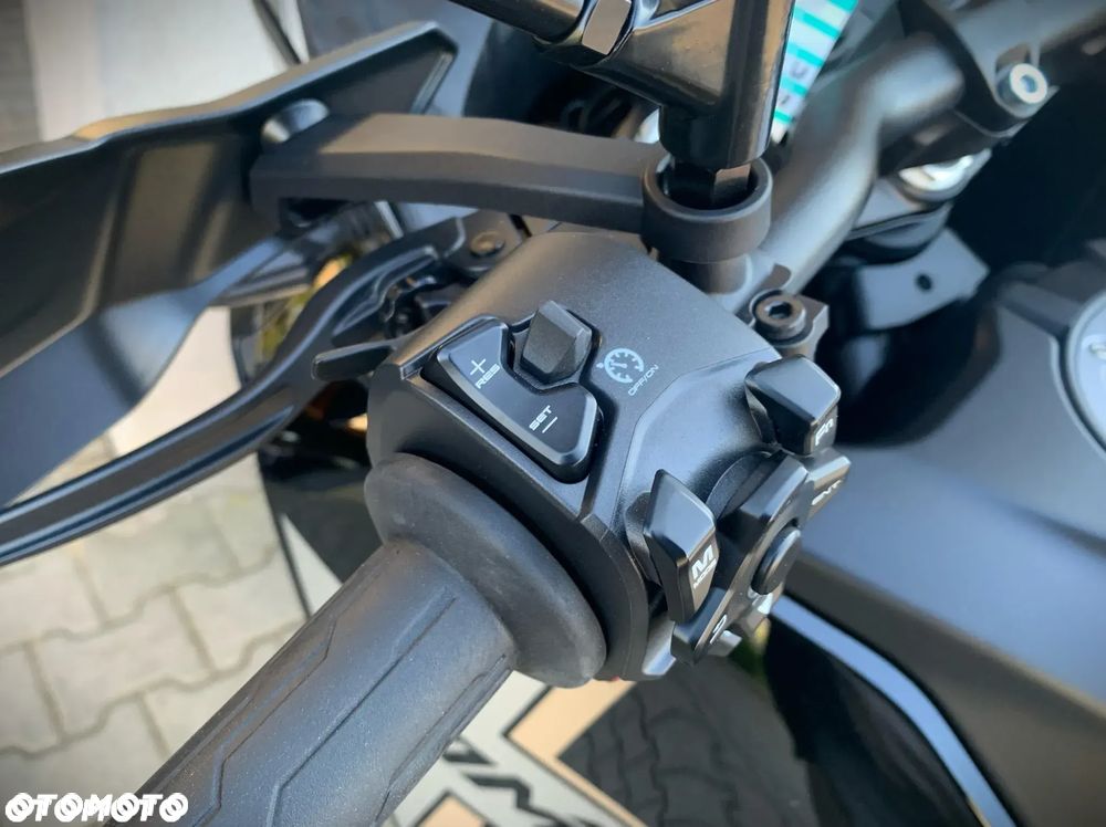 CFMoto MT-X - 7
