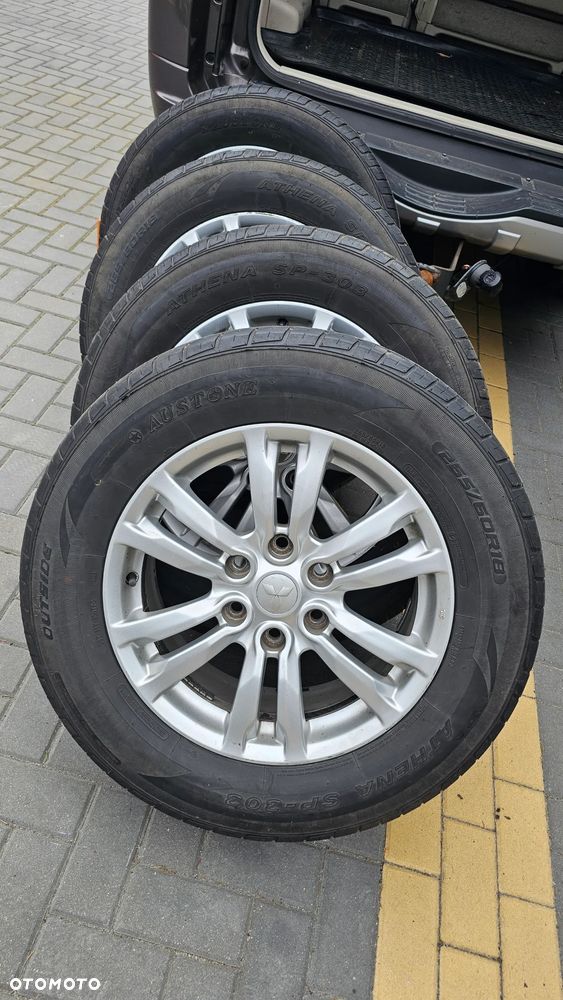 Mitsubishi Pajero 3.2 DID Dakar - 18