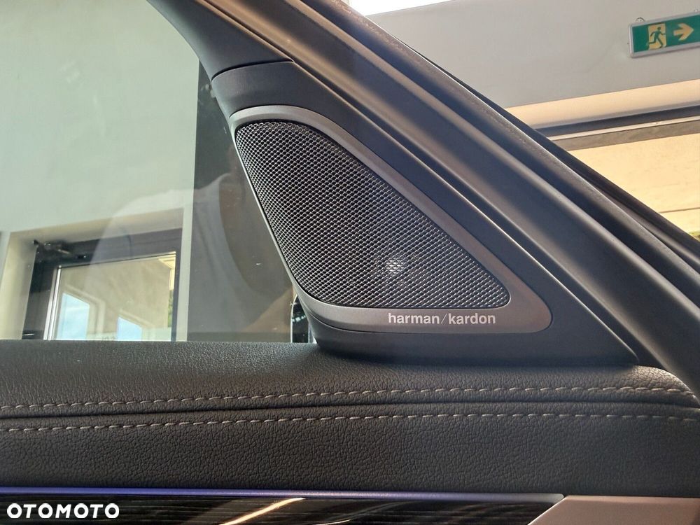 BMW Seria 7 - 22