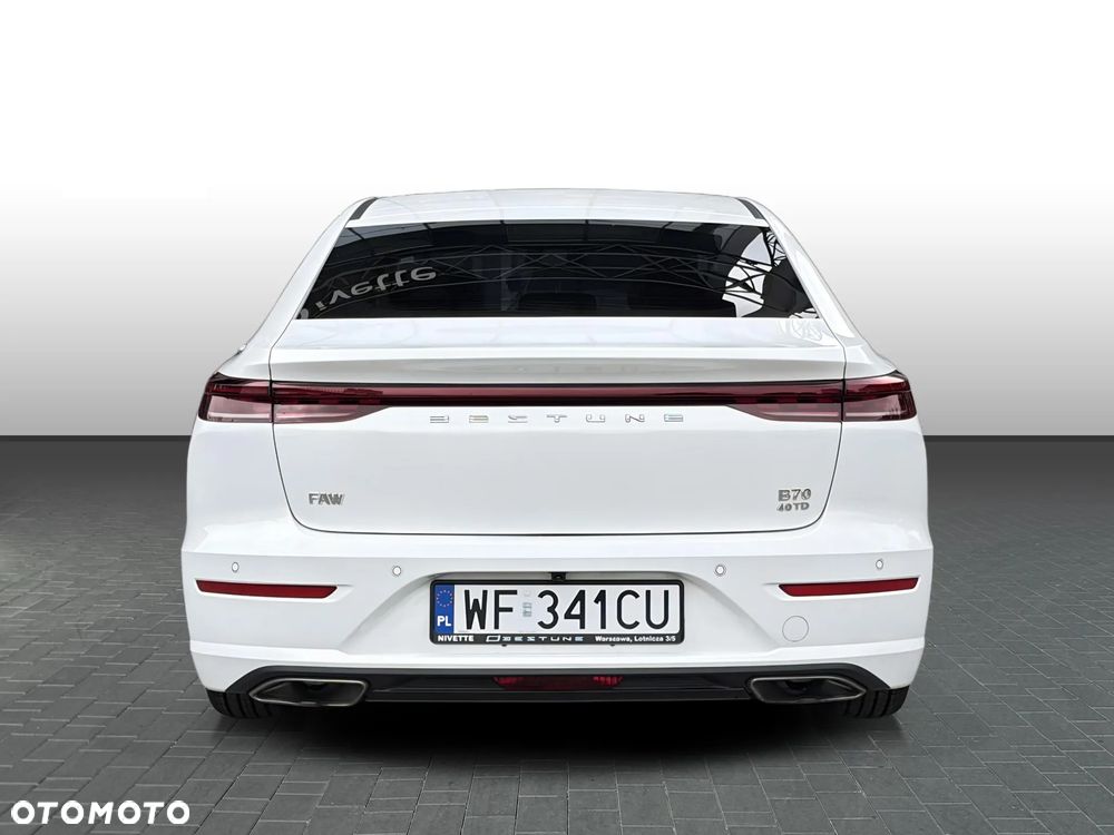 Bestune B70 - 5