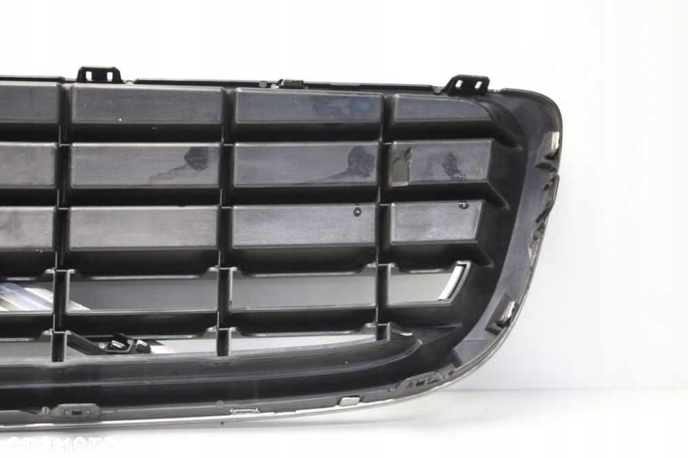 volvo v50 lift 07r- grill atrapa chłodnicy - 9