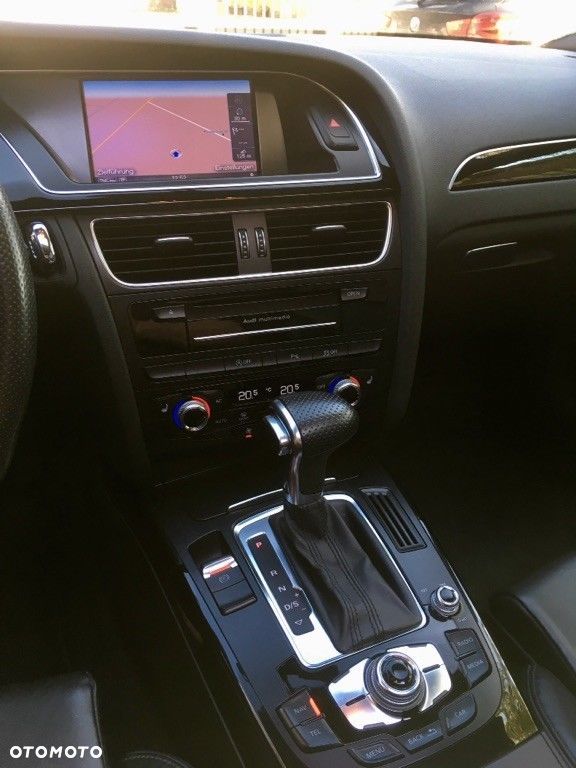 Audi A4 Avant 3.0 TDI clean diesel Quattro S tronic - 14