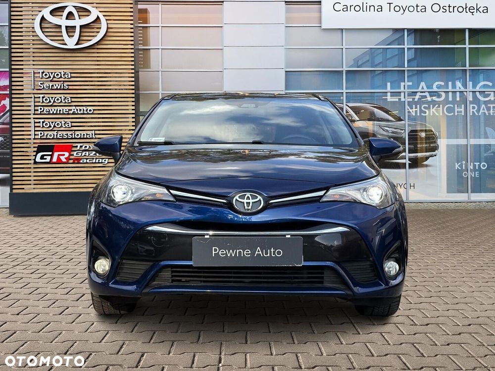 Toyota Avensis 2.0 D-4D Premium - 5