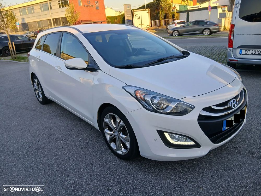 Hyundai i30 CW 1.6 CRDi Comfort - 2