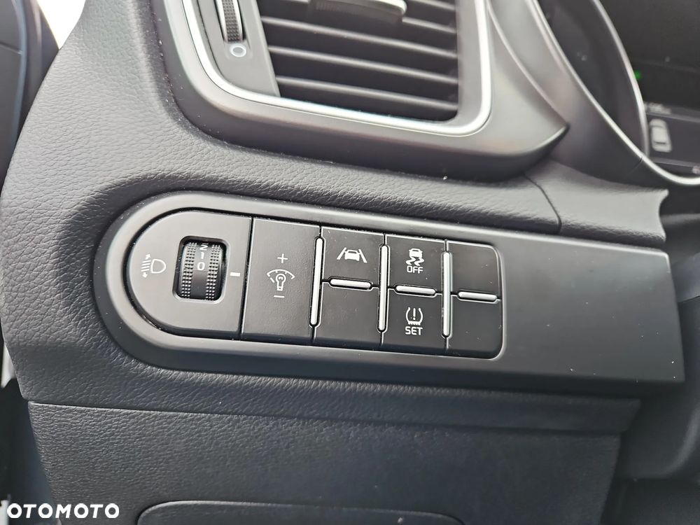 Kia Ceed 1.5 T-GDI M - 18