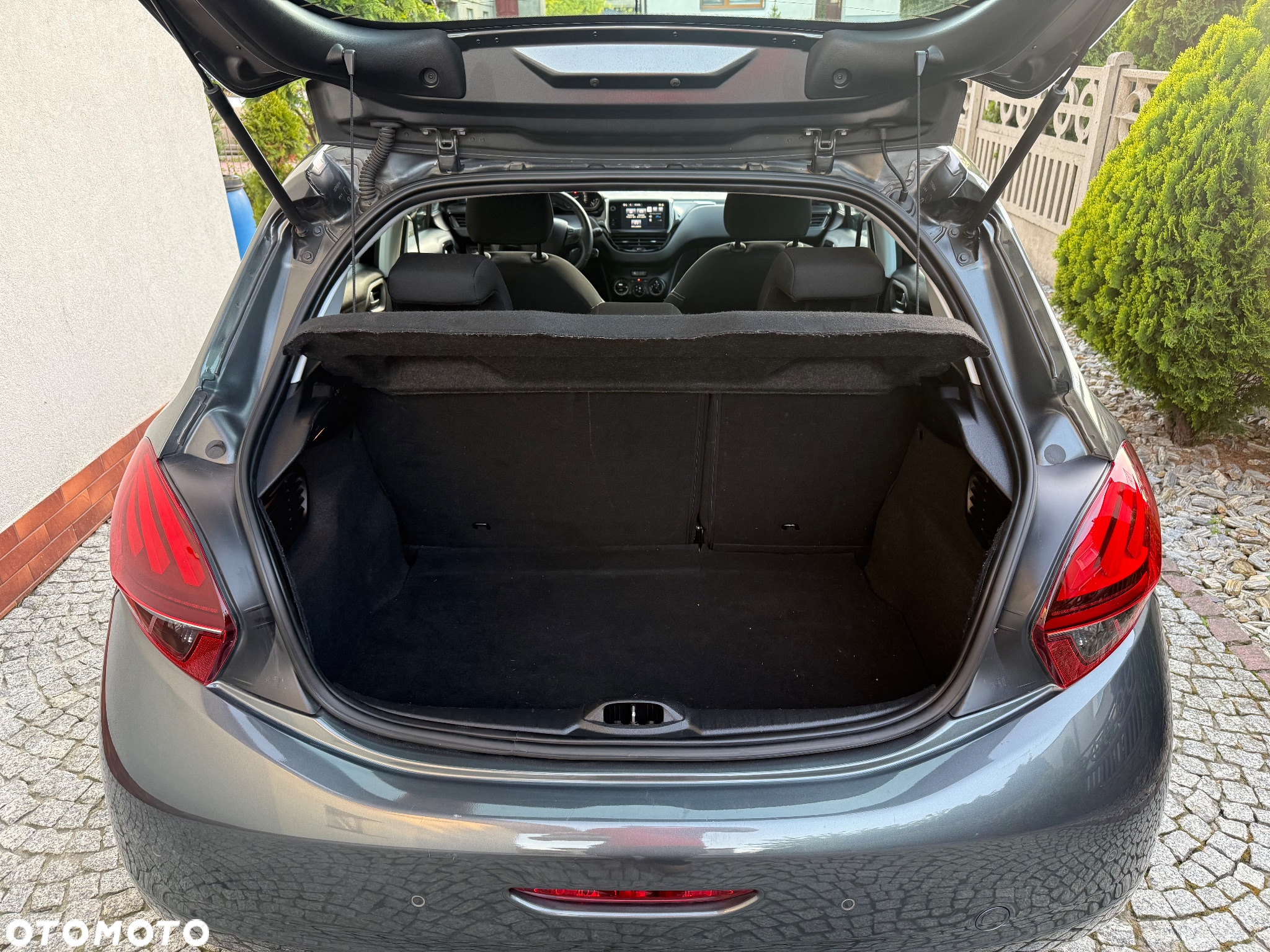 Peugeot 208 1.2 PureTech Active - 14