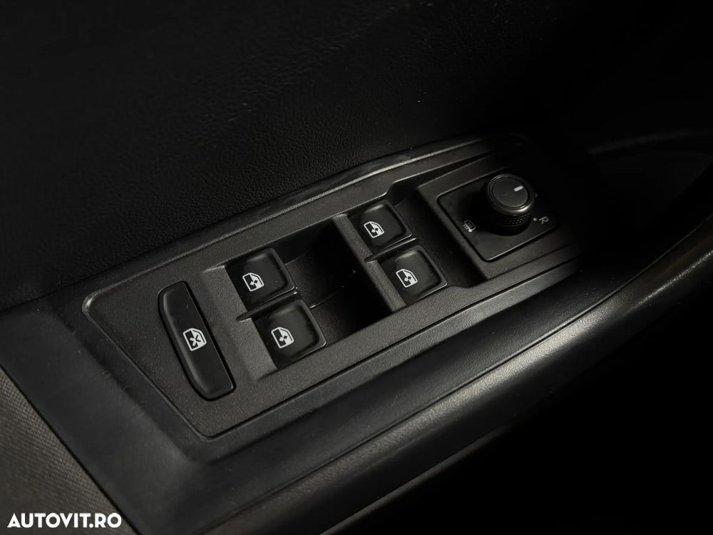 Volkswagen T-ROC - 19