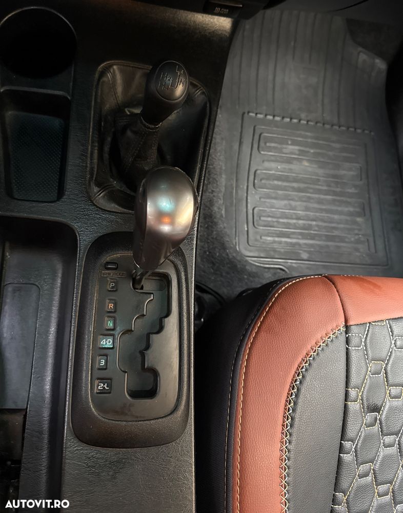 Toyota Hilux 4x4 Double Cab DPF Autm. Comfort - 6