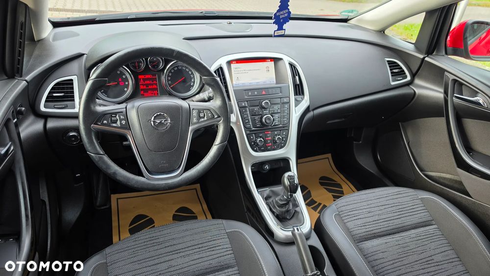 Opel Astra 1.6 Exklusiv - 11