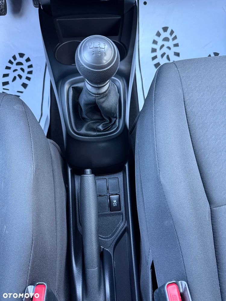 Toyota Yaris - 8