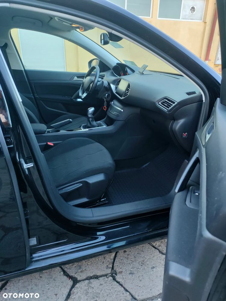 Peugeot 308 - 14