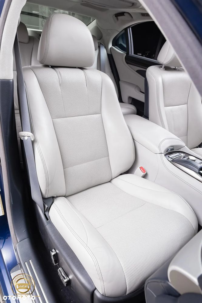 Lexus LS - 20