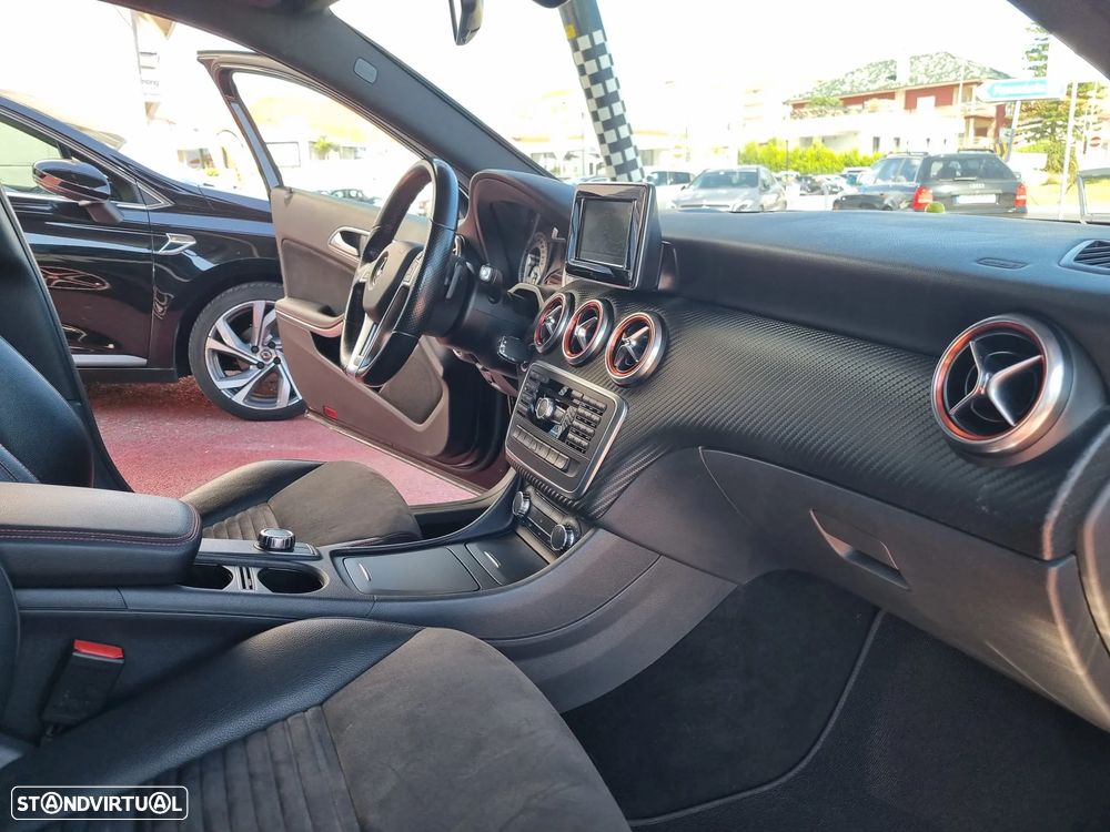 Mercedes-Benz A 180 7G-DCT AMG Line - 20