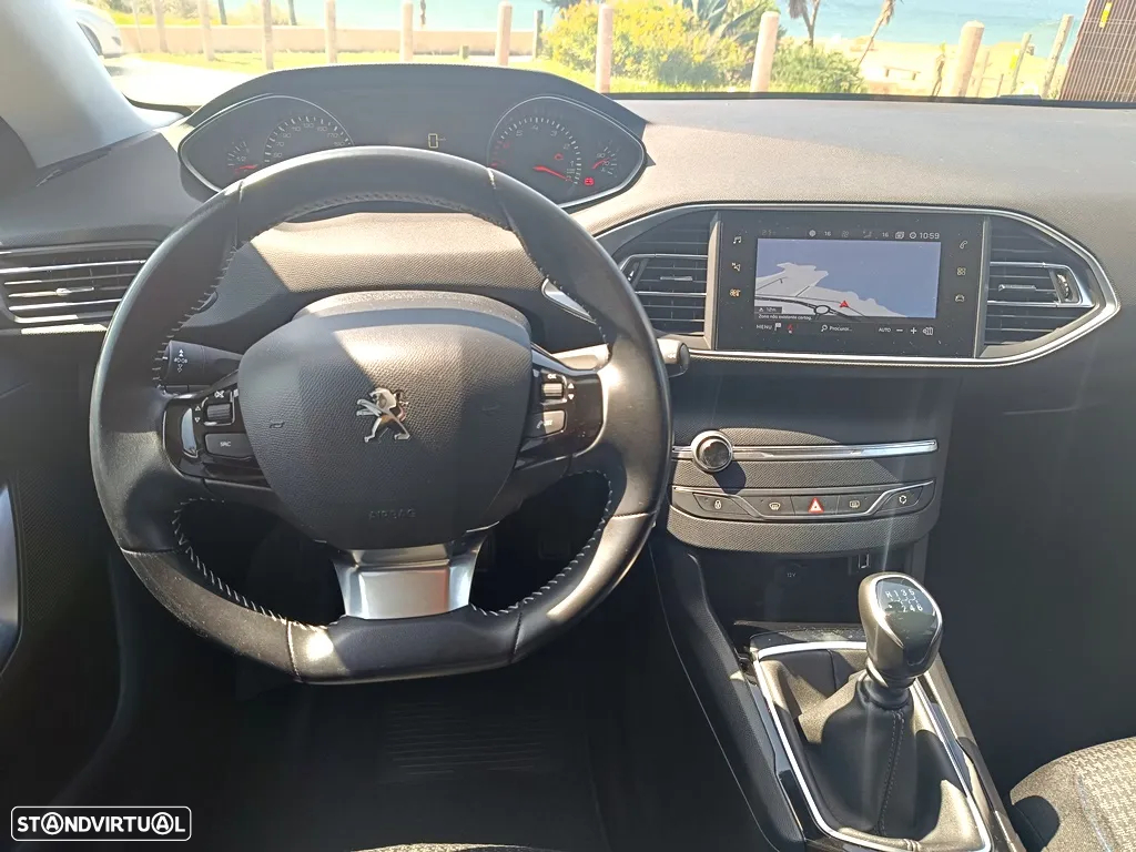Peugeot 308 1.2 PureTech Style - 19