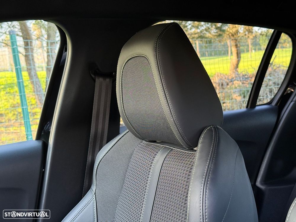Peugeot e-208 50 kWh GT - 46