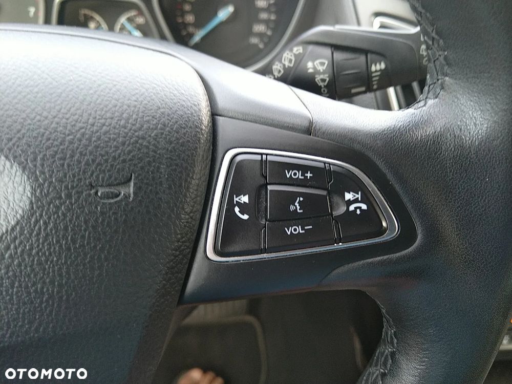 Ford Focus 1.0 EcoBoost Titanium - 33