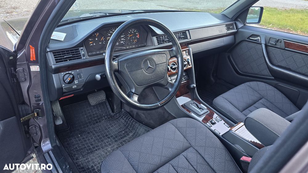 Mercedes-Benz W124 - 5